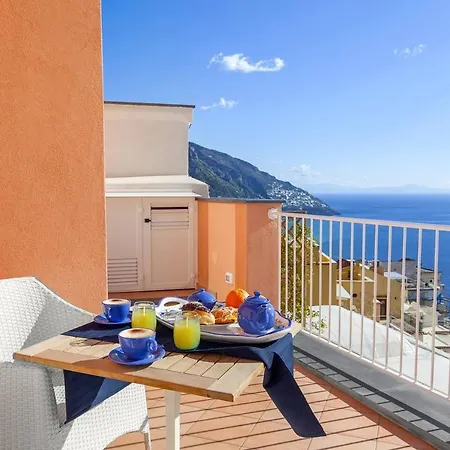 Bluevista Dreamscape -terrace Jacuzzi/hot Tub بيت للعطل بوسيتانو