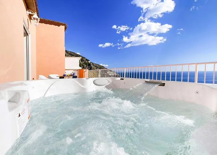 Bluevista Dreamscape -terrace Jacuzzi/hot Tub بوسيتانو