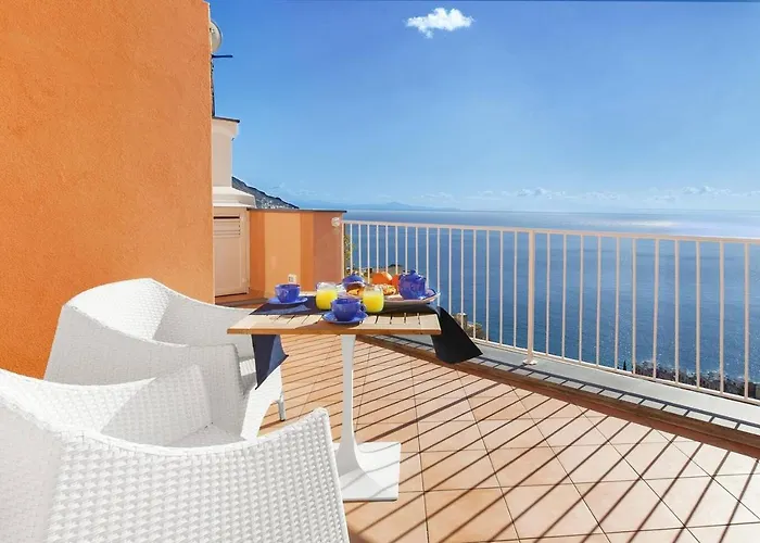 Bluevista Dreamscape -terrace Jacuzzi/hot Tub بيت للعطل *