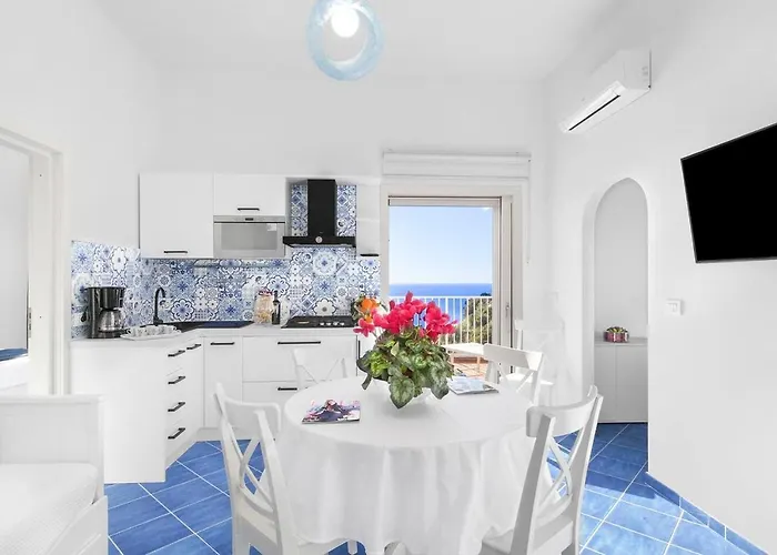 Bluevista Dreamscape -terrace Jacuzzi/hot Tub بيت للعطل بوسيتانو